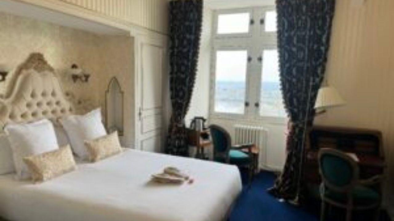 La Maison Younan logo